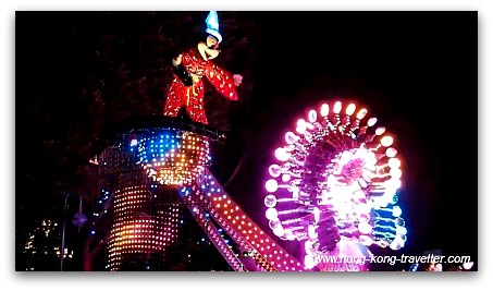 Disney Paint the Night Parade: Mickey Final Float