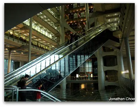 Hong Kong Bank Building atrium