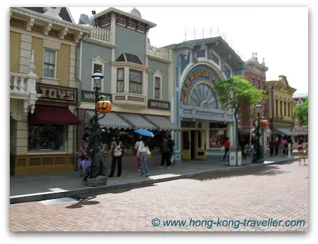 Main Street USA at Hong Kong Disneyland