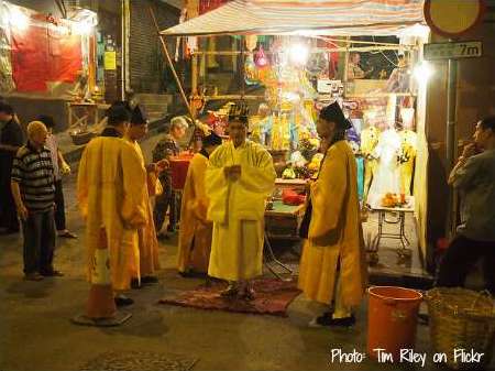 Hungry Ghost Festival Festivities in Hollywood Road Sheung Wan