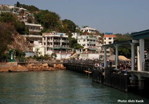 Yung Shue Wan Ferry Pier